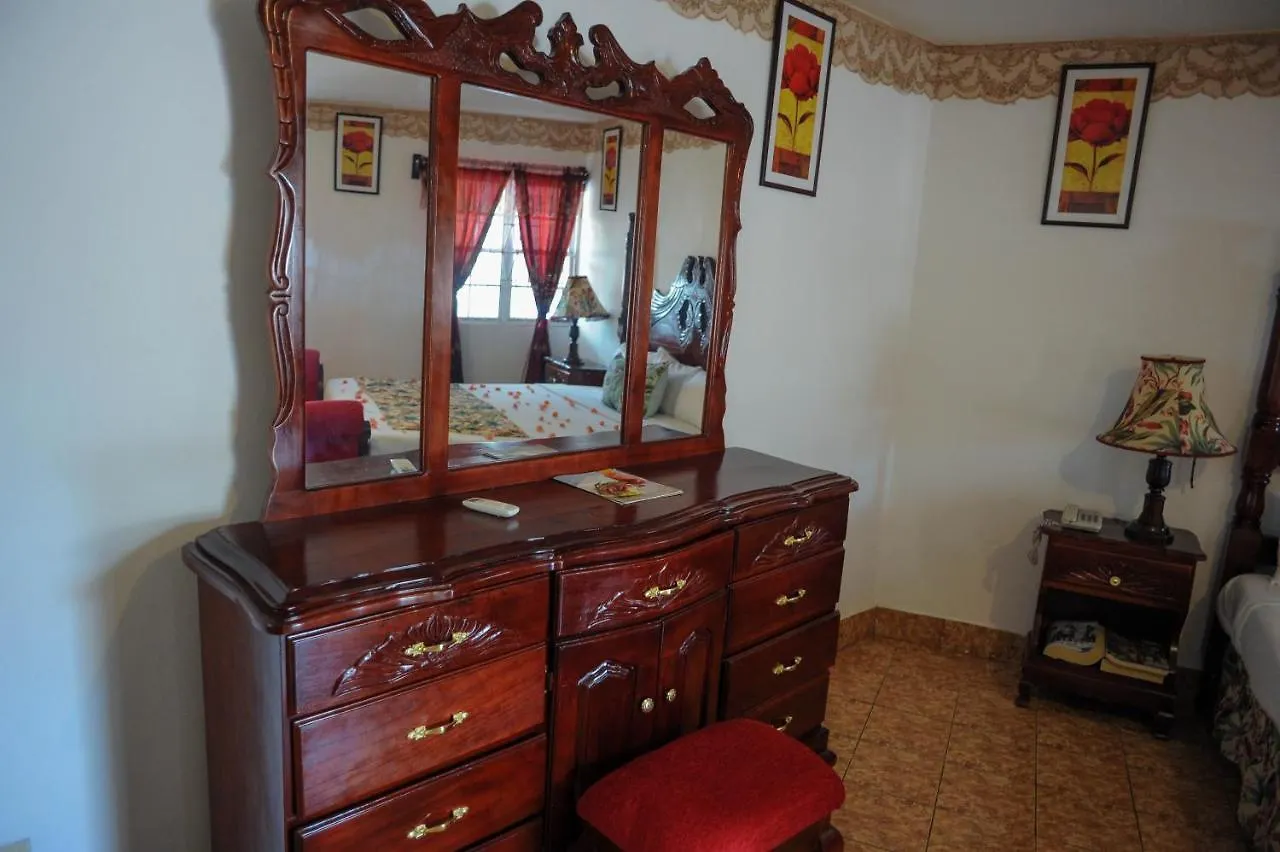 Glorianna Hotel Montego Bay